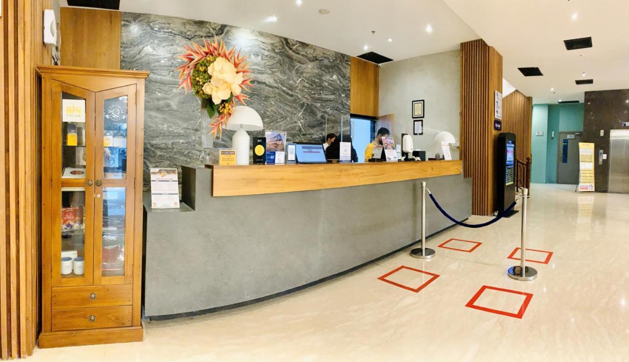 Kyriad Hotel Muraya Aceh Banda Aceh Ngoại thất bức ảnh