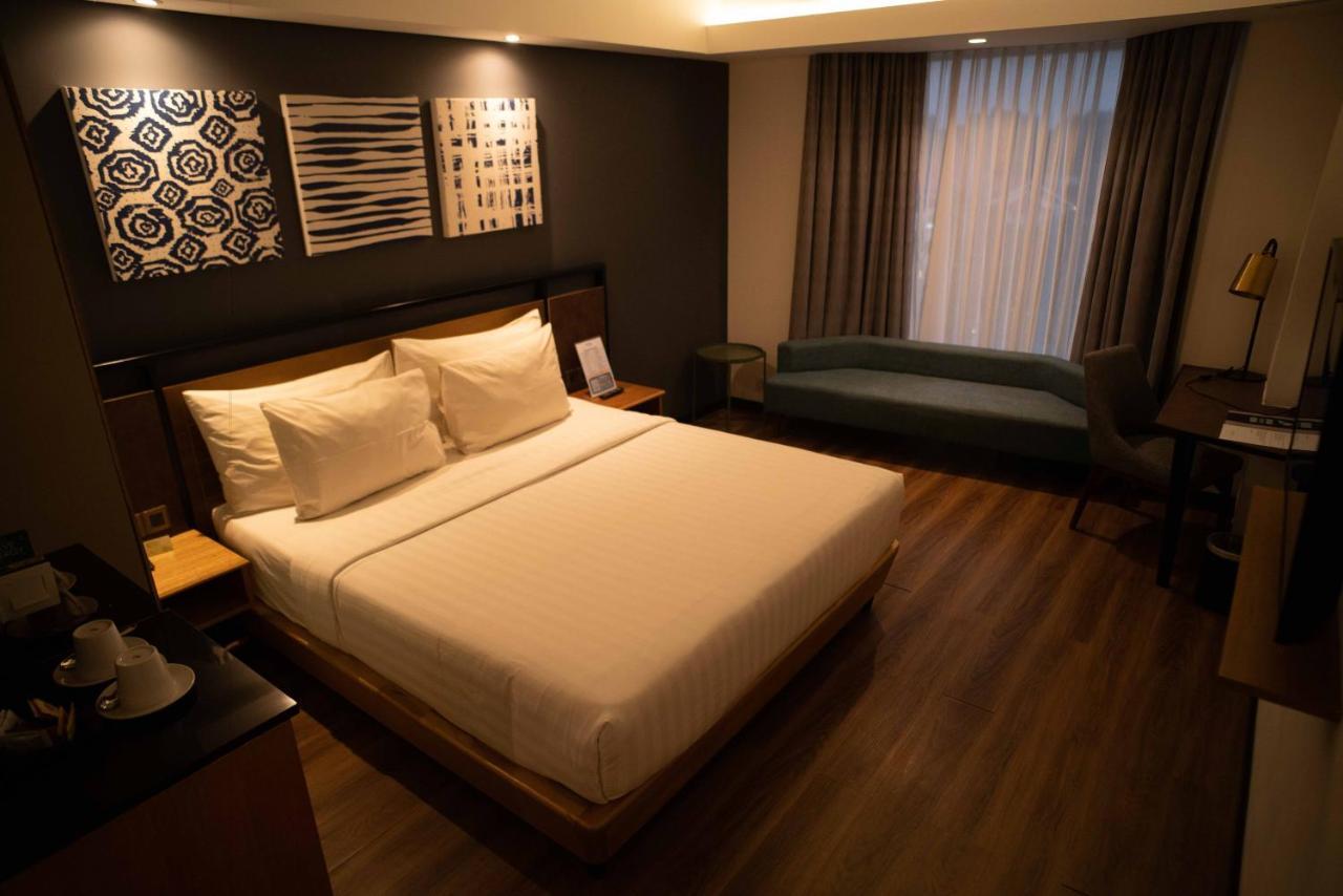Kyriad Hotel Muraya Aceh Banda Aceh Ngoại thất bức ảnh